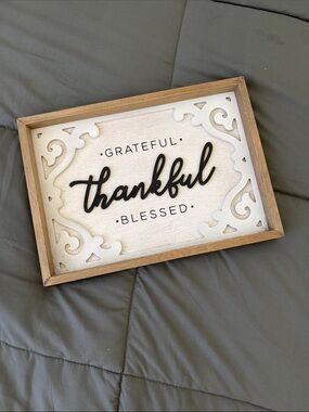 Thankful Wooden Wall Sign - Black Script on White with Natural Wood Frame